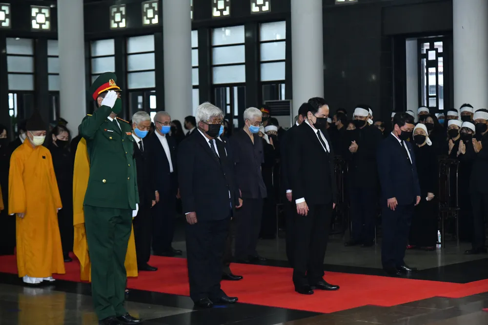 Cử hành trọng thể Quốc tang nguyên Tổng Bí thư Lê Khả Phiêu ảnh 10