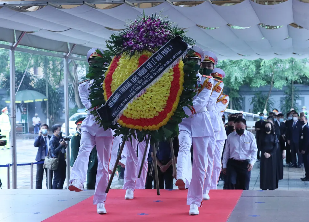 Cử hành trọng thể Quốc tang nguyên Tổng Bí thư Lê Khả Phiêu ảnh 13