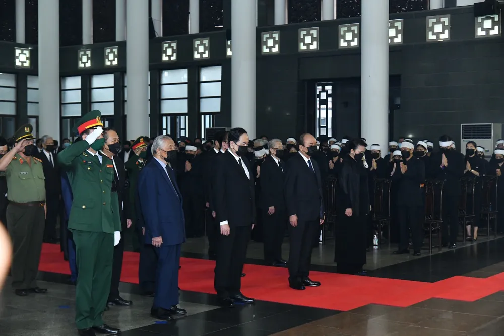 Cử hành trọng thể Quốc tang nguyên Tổng Bí thư Lê Khả Phiêu ảnh 5