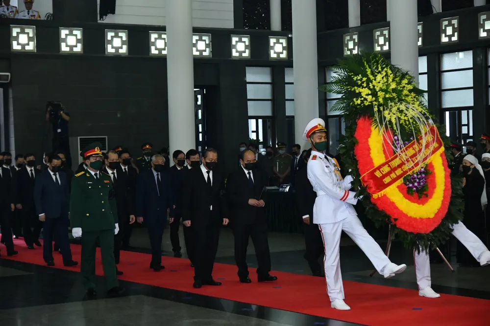 Cử hành trọng thể Quốc tang nguyên Tổng Bí thư Lê Khả Phiêu ảnh 6