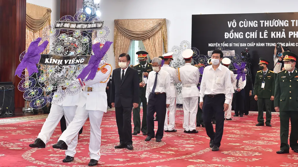 Cử hành trọng thể Quốc tang nguyên Tổng Bí thư Lê Khả Phiêu ảnh 51