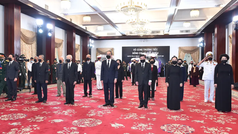 Cử hành trọng thể Quốc tang nguyên Tổng Bí thư Lê Khả Phiêu ảnh 35