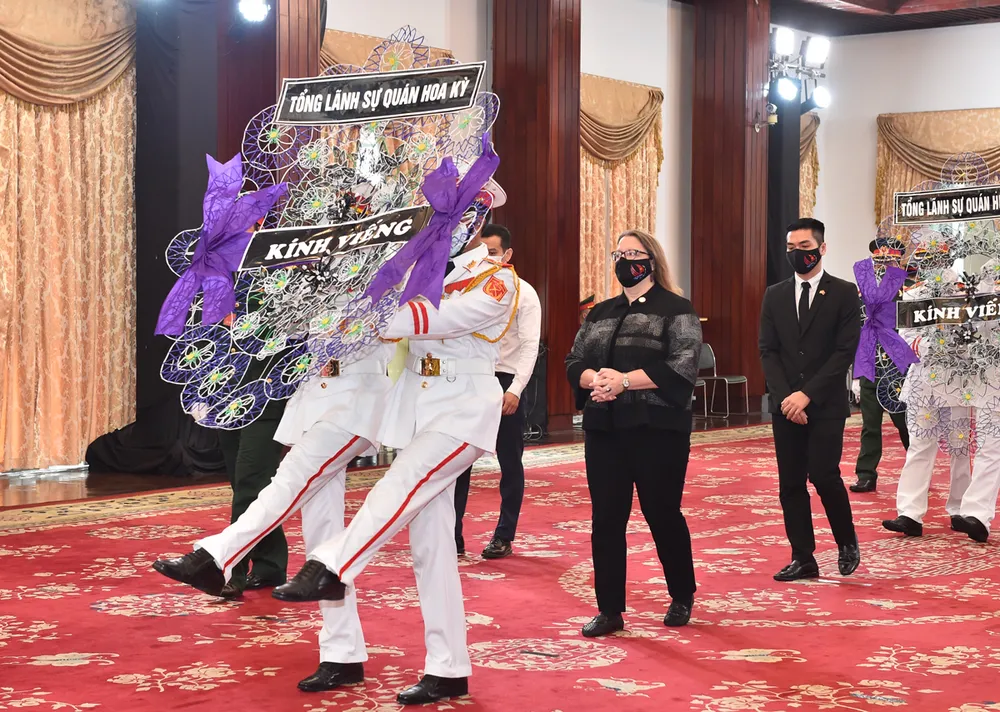 Cử hành trọng thể Quốc tang nguyên Tổng Bí thư Lê Khả Phiêu ảnh 54