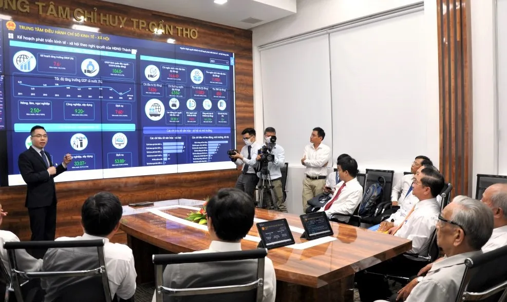 IOC Cần Thơ - Bước tiến xây dựng chính quyền kiến tạo ảnh 2