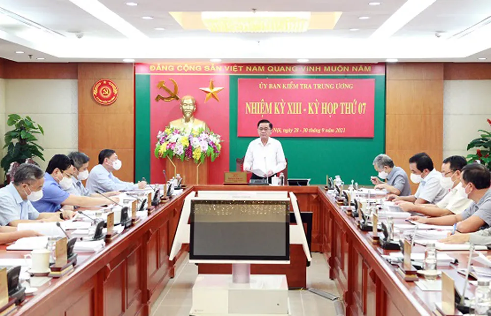 Kỷ luật và đề nghị kỷ luật nhiều tướng lĩnh Cảnh sát biển Việt Nam ảnh 1