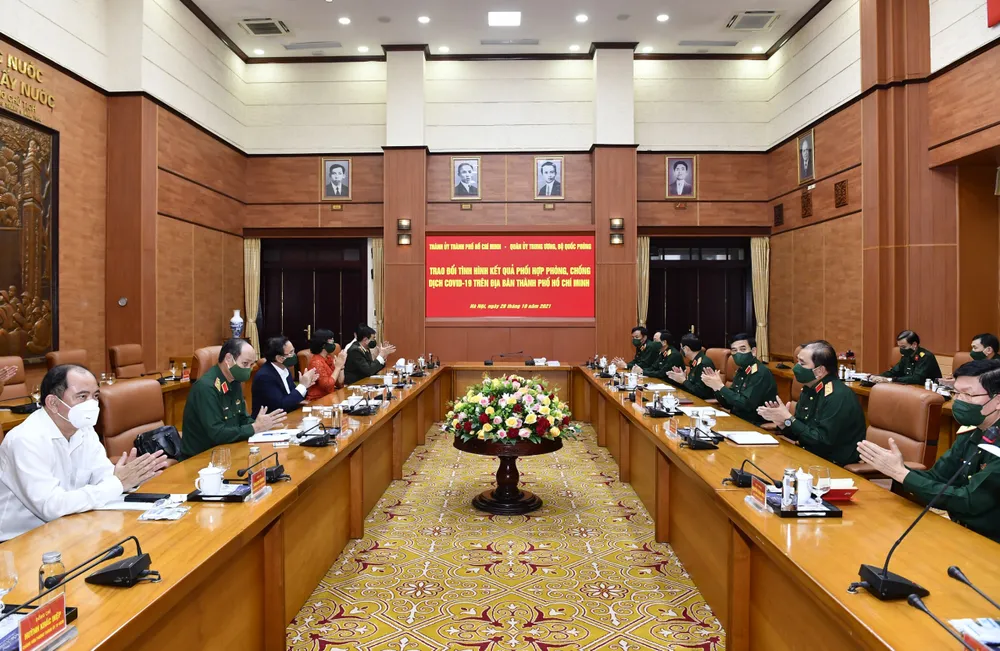 TPHCM tri ân lực lượng quân đội hỗ trợ, chi viện phòng chống dịch Covid-19 ảnh 2