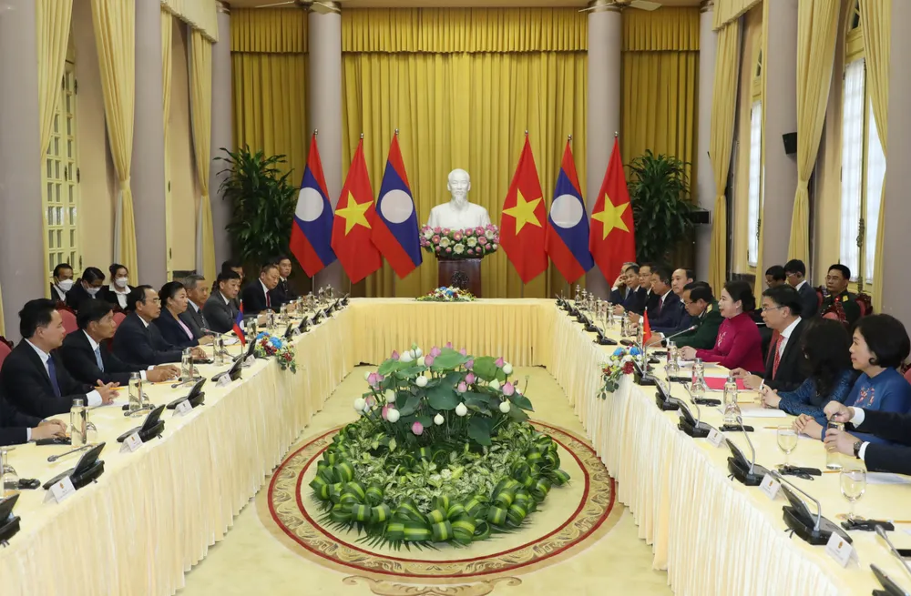 Lễ đón Phó Chủ tịch nước Lào Bounthong Chitmany thăm chính thức Việt Nam ảnh 4