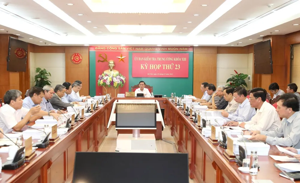 Kỷ luật và đề nghị kỷ luật nhiều lãnh đạo, nguyên lãnh đạo tỉnh Đồng Nai ảnh 1