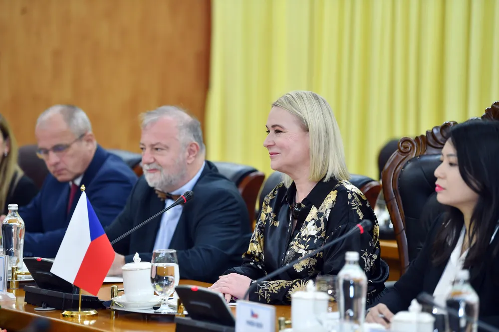 Khẳng định mối quan hệ hữu nghị truyền thống tốt đẹp giữa Việt Nam và Czech ảnh 3