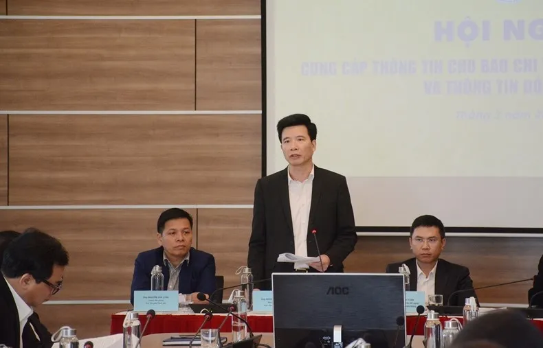 Phó Trưởng Ban Tôn giáo Chính phủ Nguyễn Tiến Trọng giới thiệu về Sách trắng “Tôn giáo và chính sách tôn giáo ở Việt Nam”