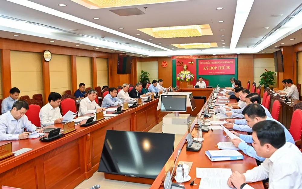 Quang cảnh kỳ họp 28 của Ủy ban Kiểm tra Trung ương