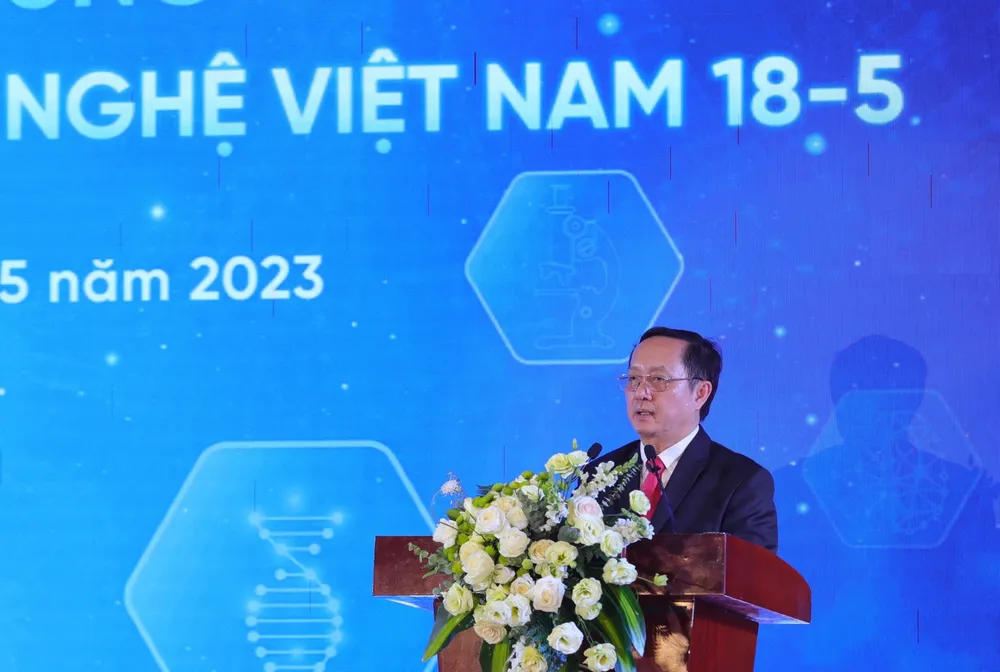 Bộ trưởng Bộ KH-CN Huỳnh Thành Đạt phát biểu khai mạc buổi lễ. Ảnh TRẦN BÌNH