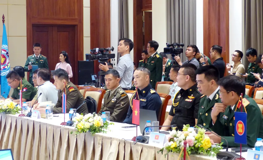 Các đại biểu dự hội nghị. Ảnh: TRẦN BÌNH