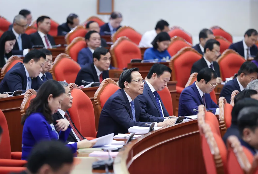 Các đại biểu tại phiên khai mạc Hội nghị Trung ương 8. Ảnh: VIẾT CHUNG