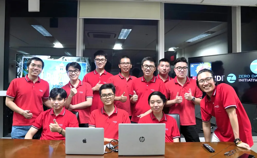 Các chuyên gia Công ty An ninh mạng Viettel tham gia cuộc thi Pwn2Own Toronto 2023 Các chuyên gia Công ty An ninh mạng Viettel tham gia cuộc thi Pwn2Own Toronto 2023