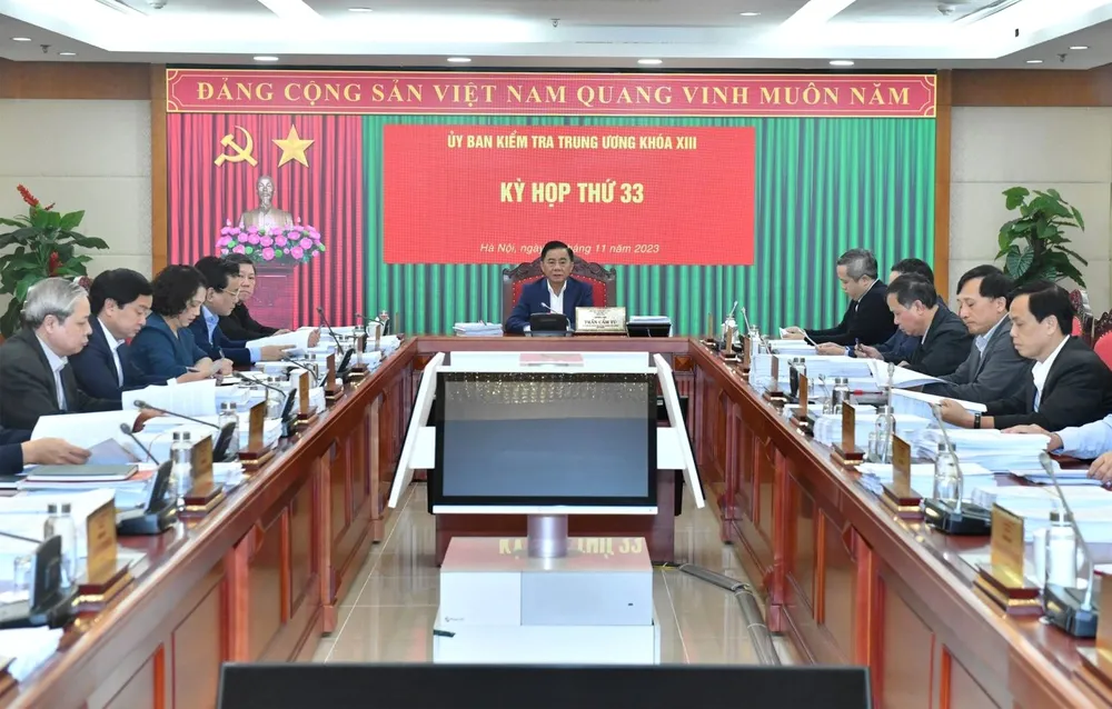 Quang cảnh kỳ họp thứ 33 của Ủy ban Kiểm tra Trung ương Quang cảnh kỳ họp thứ 33 của Ủy ban Kiểm tra Trung ương