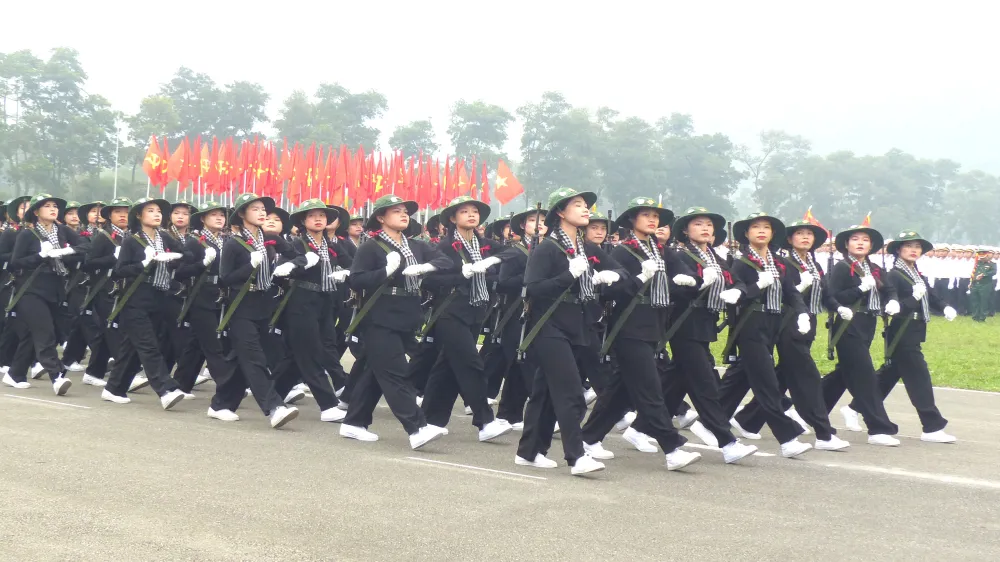 Kiem tra huan luyen 16.JPG