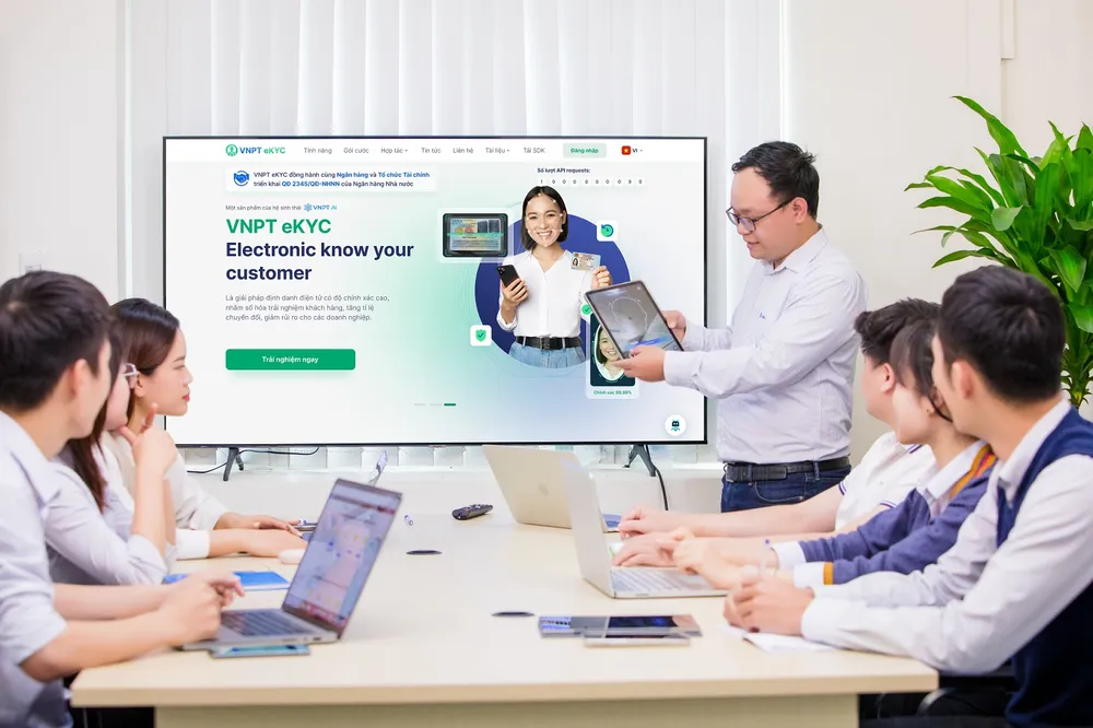 Nền tảng AI định danh và xác thực điện tử VNPT eKYC tối ưu cho ngân hàng, tổ chức tài chính (1).jpg