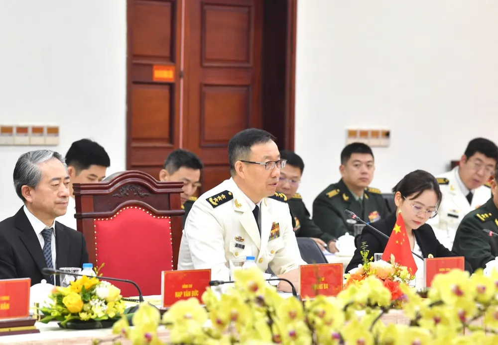 Anh hoii dam Quoc phong VIet - Trung 3.jpg