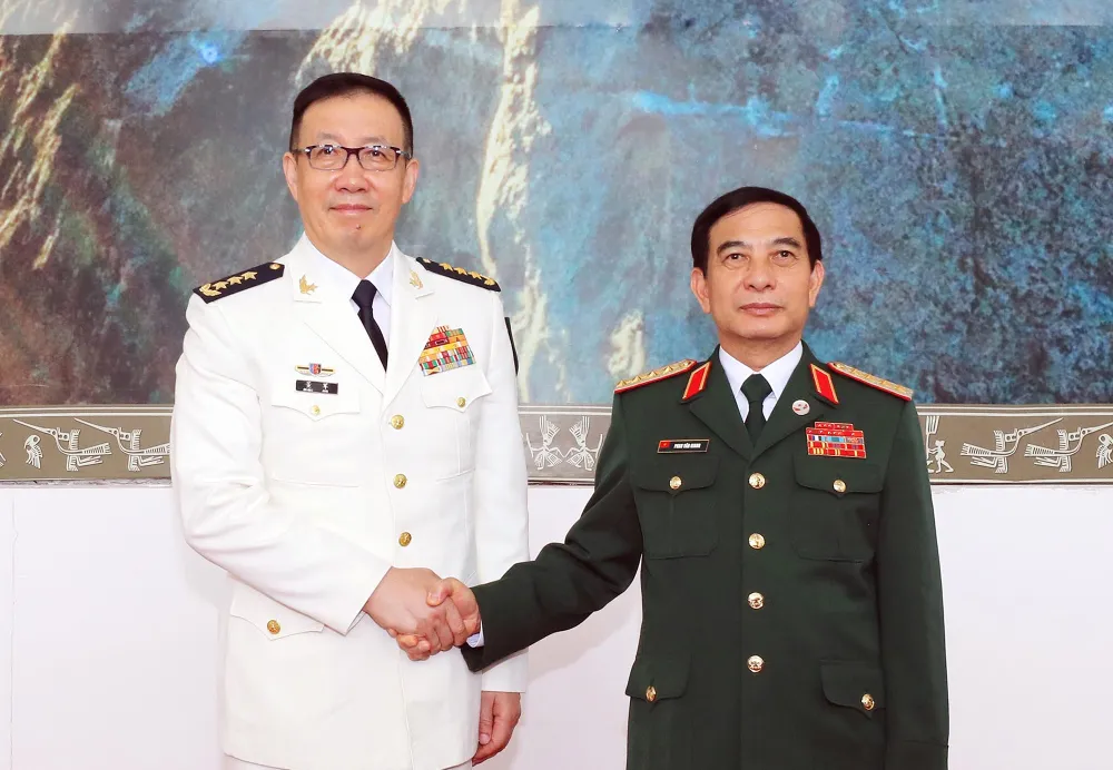 Anh hoii dam Quoc phong VIet - Trung 8.jpg