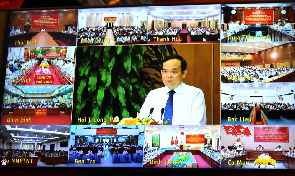 Hoi nghi Ban Bi thu  2.jpg