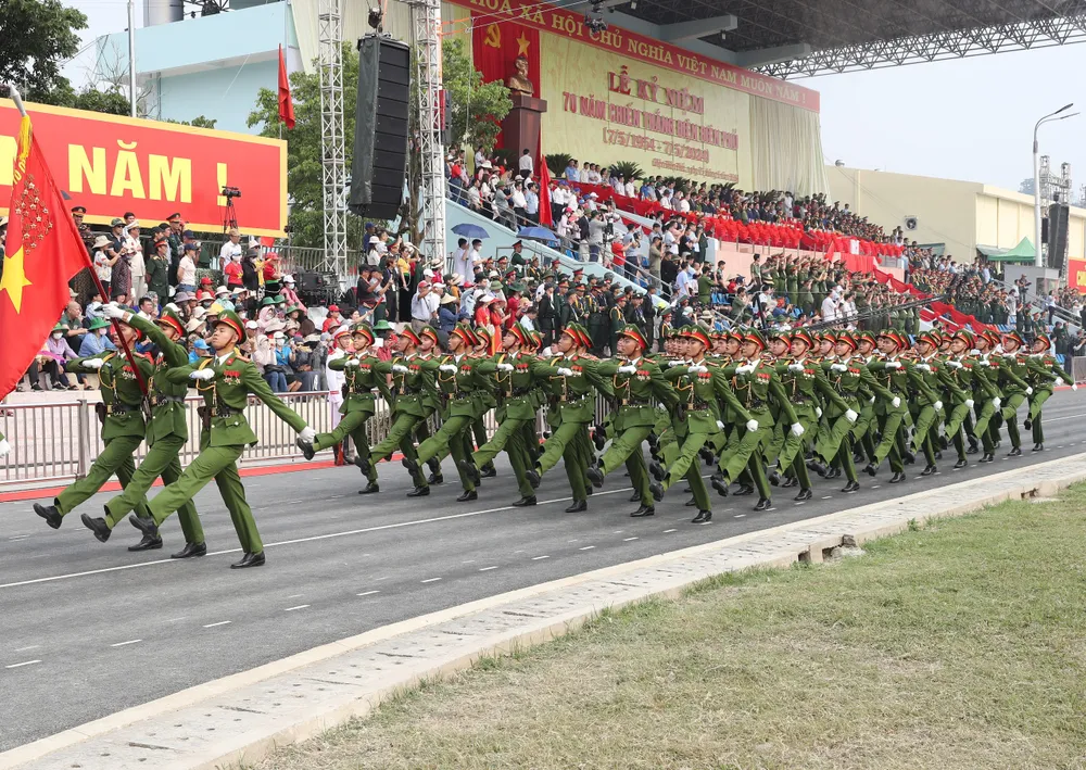 Anh tong duyet 30.jpg