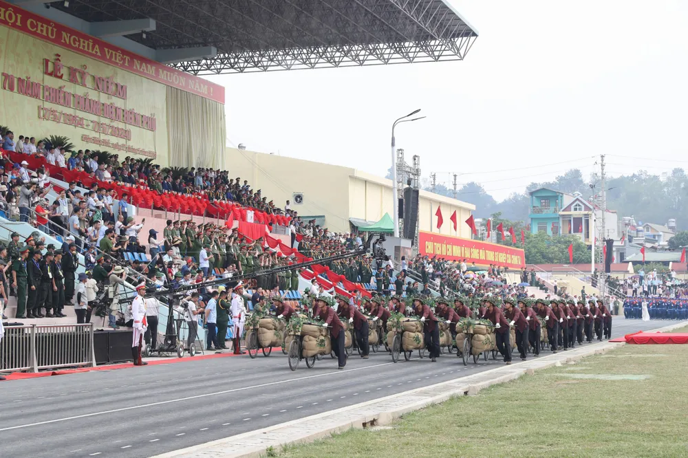 Anh tong duyet 33.jpg