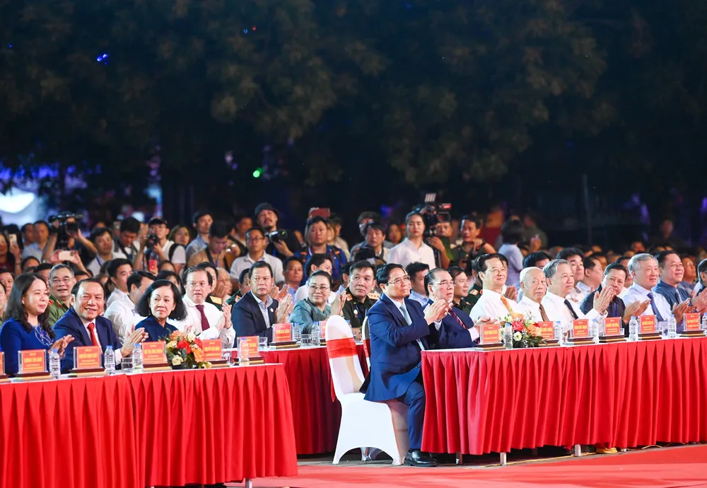 Chuong trinh nghe thuat 2.jpg