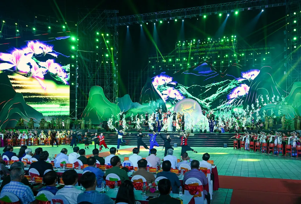 Chuong trinh nghe thuat 6.jpg