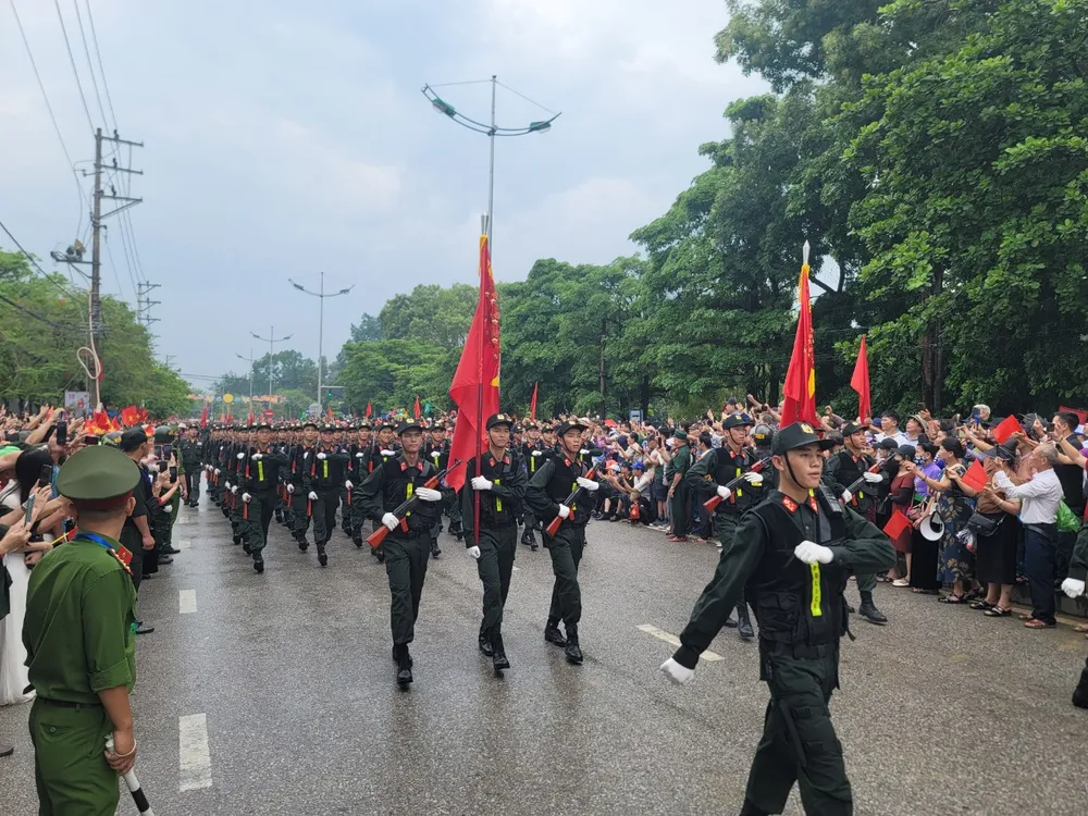 Hinh anh ngoai duong 11.jpg