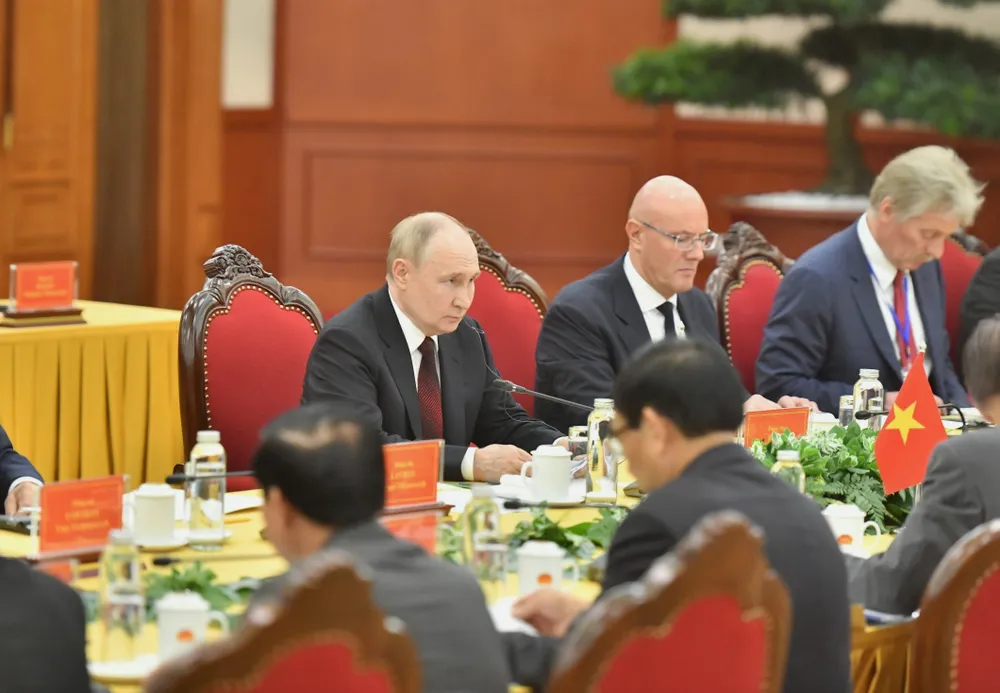 Anh hoi dam voi TBT 3.jpg