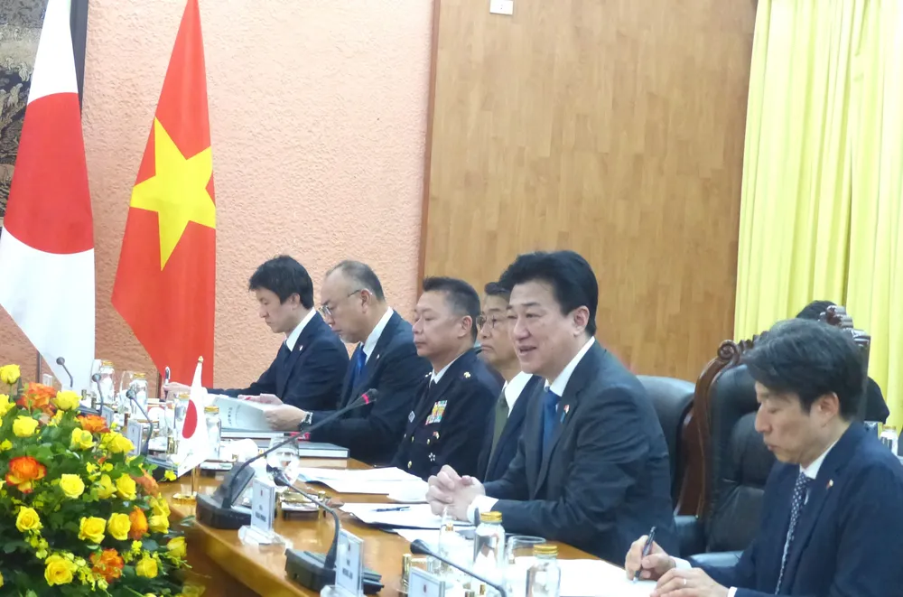 Bo truong QP Nhat Ban 8.JPG