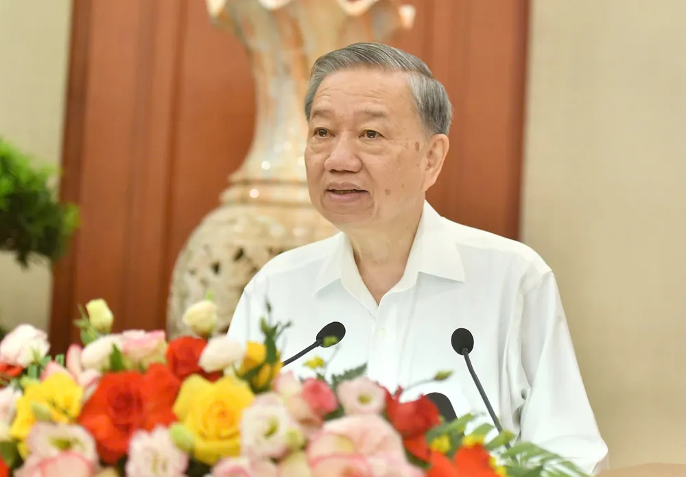 Bo CT- Ban BT gap mat 6.jpg