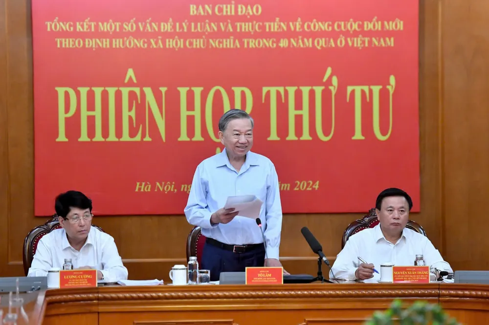 Hop Ban Chi dao tong ket 40 doi moi 2.jpg