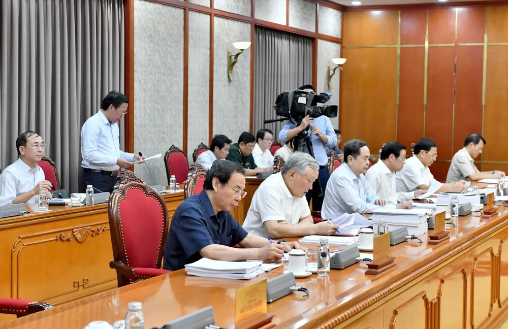 Hop Bo Chinh tri - Quy hoach TPHCM 5.jpg