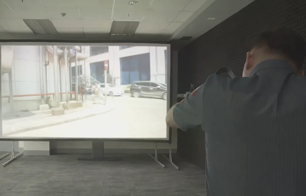 Hệ thống Mô phỏng huấn luyện bắn súng do Viettel làm chủ công nghệ lõi với khả năng tùy biến cao, đã được bổ sung hơn 90% tính năng mới theo yêu cầu huấn luyện của khách hàng.PNG