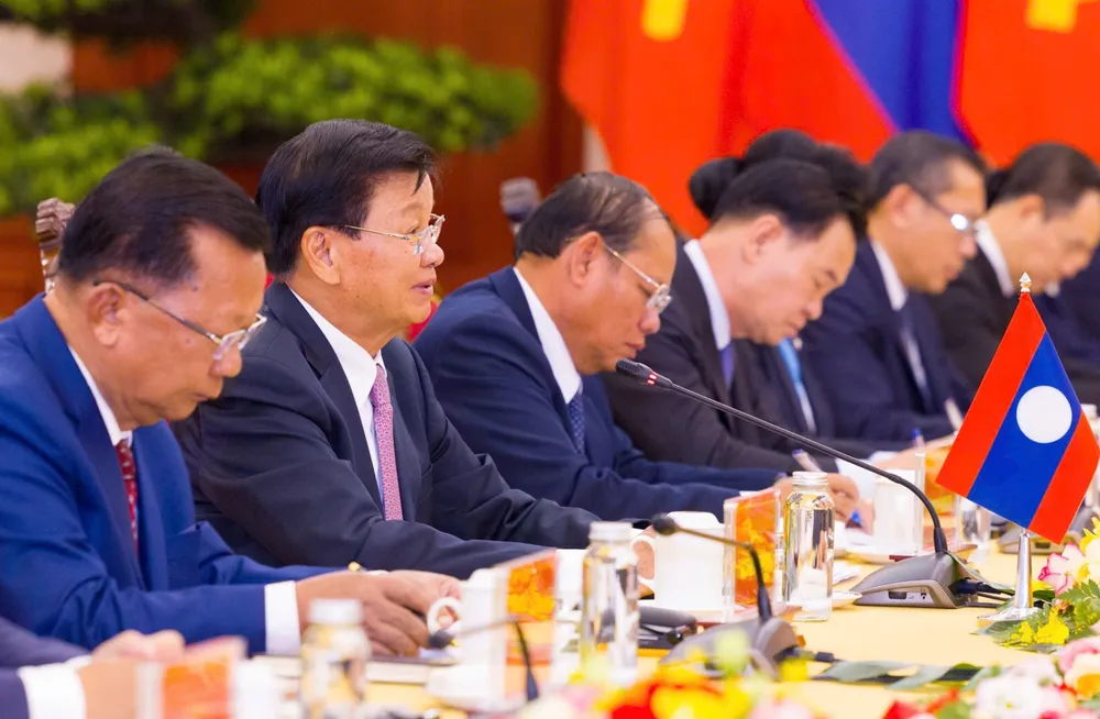 Anh hoi dam cap cao Viet - Lao 4.jpg