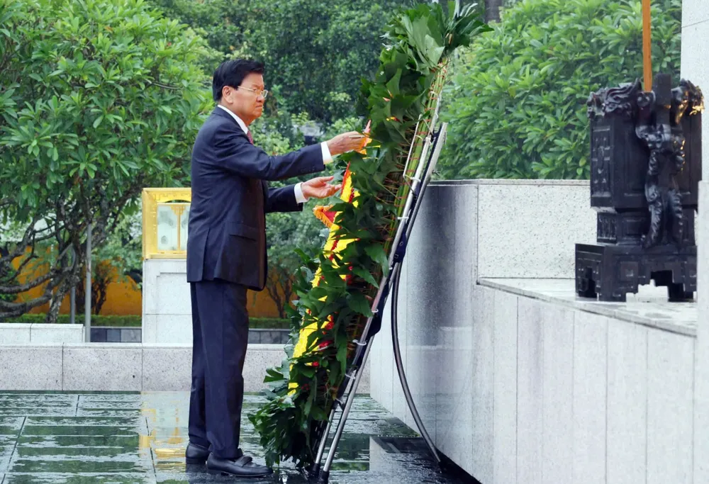 Vieng dai iet si 1.jpg