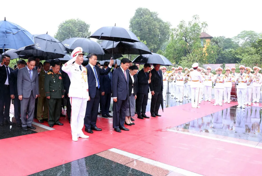 Vieng dai iet si 2.jpg