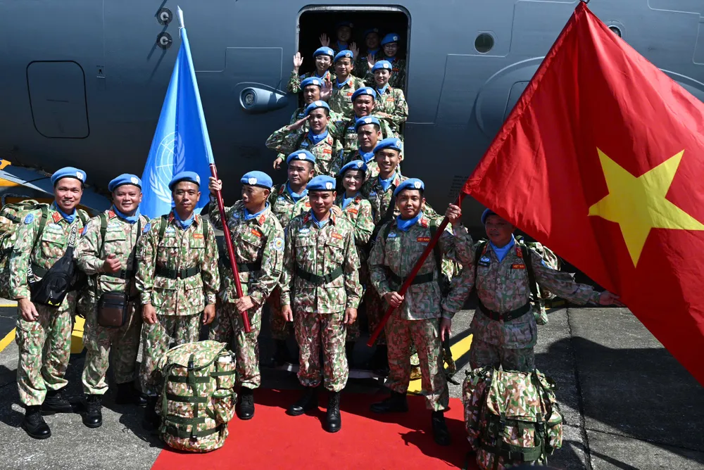 Anh xuat quan lam nhiem vu GGHB LHQ 2.jpg