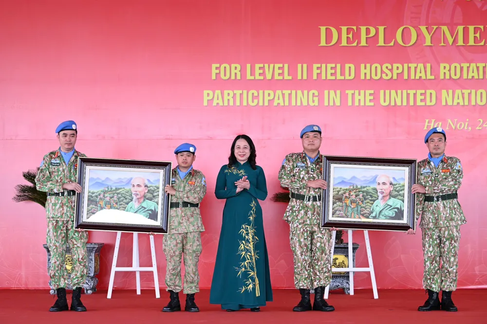 Anh xuat quan lam nhiem vu GGHB LHQ 6.jpg