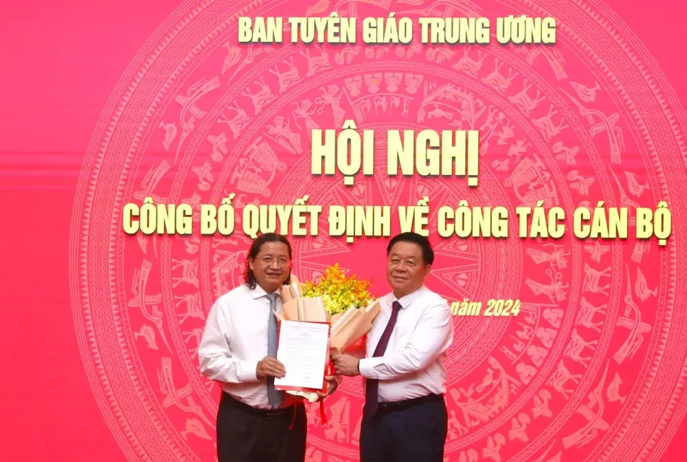 Anh Ban TGTW.jpg