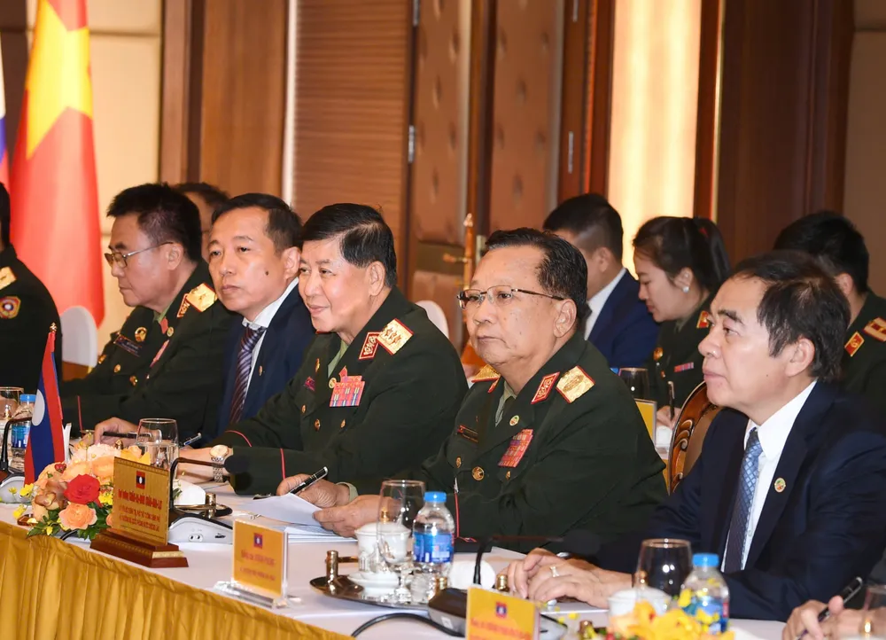 Hoi dam - Tang qua 5.jpg