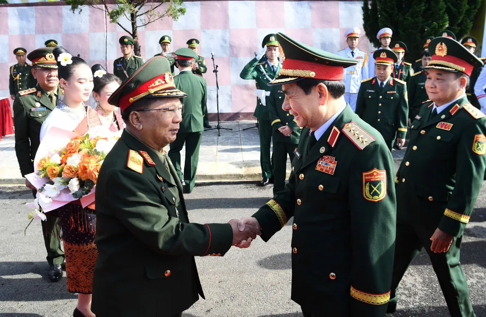 Giao luu QP Lao - Viet 11.jpg