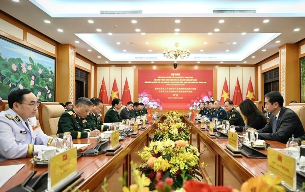 Anh QP Viet - Trung 7.JPG