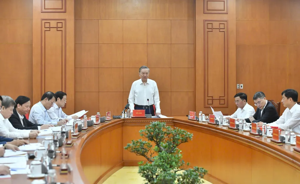 Hop Ban Chi dao TW PCTNLPTC 4.jpg