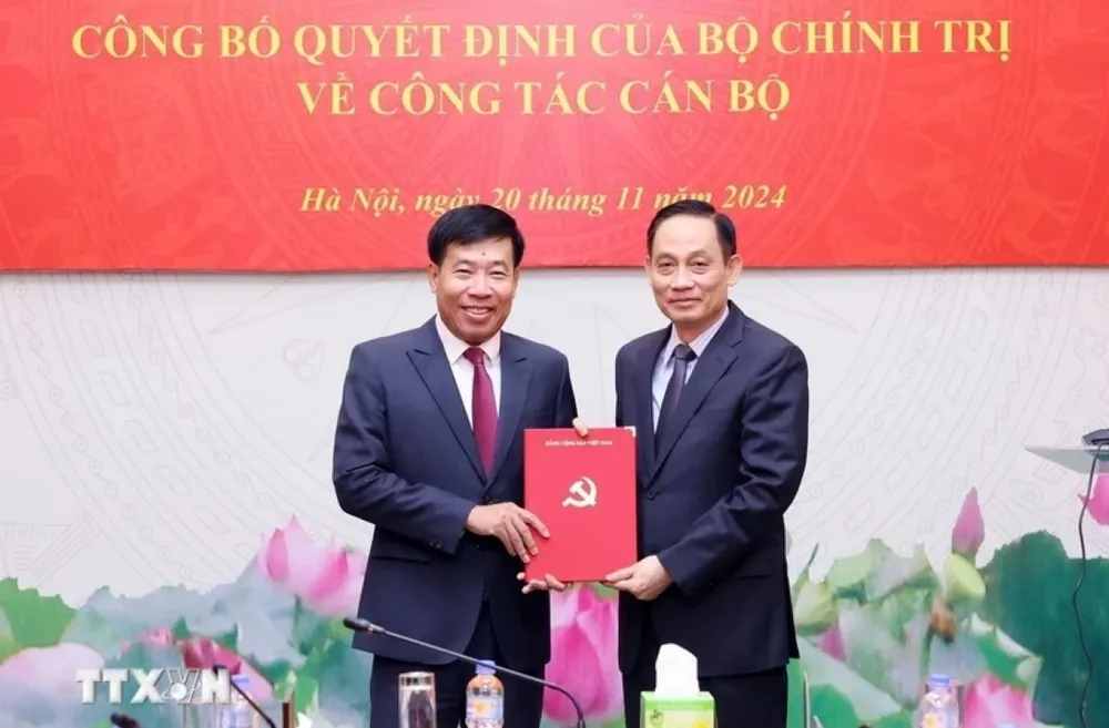 Anh Ban Doi ngoai TW.jpg