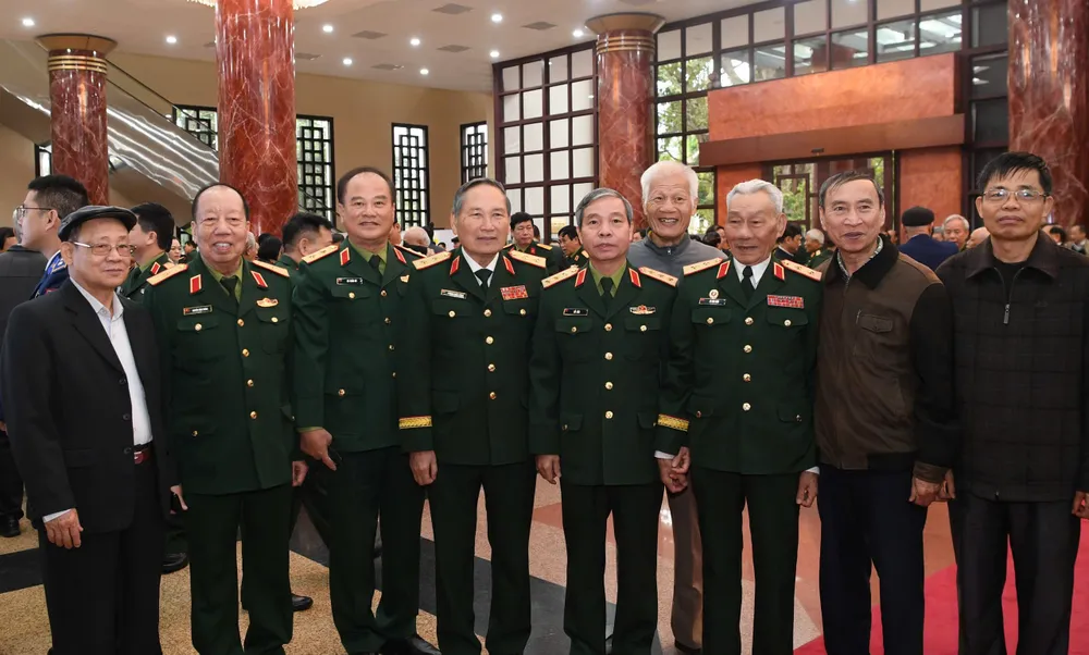 Anh Bo QP gap mat 3.jpg