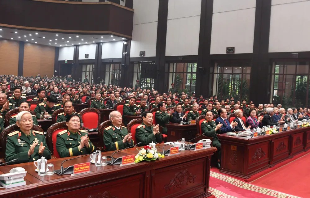 Anh Bo QP gap mat 6.jpg