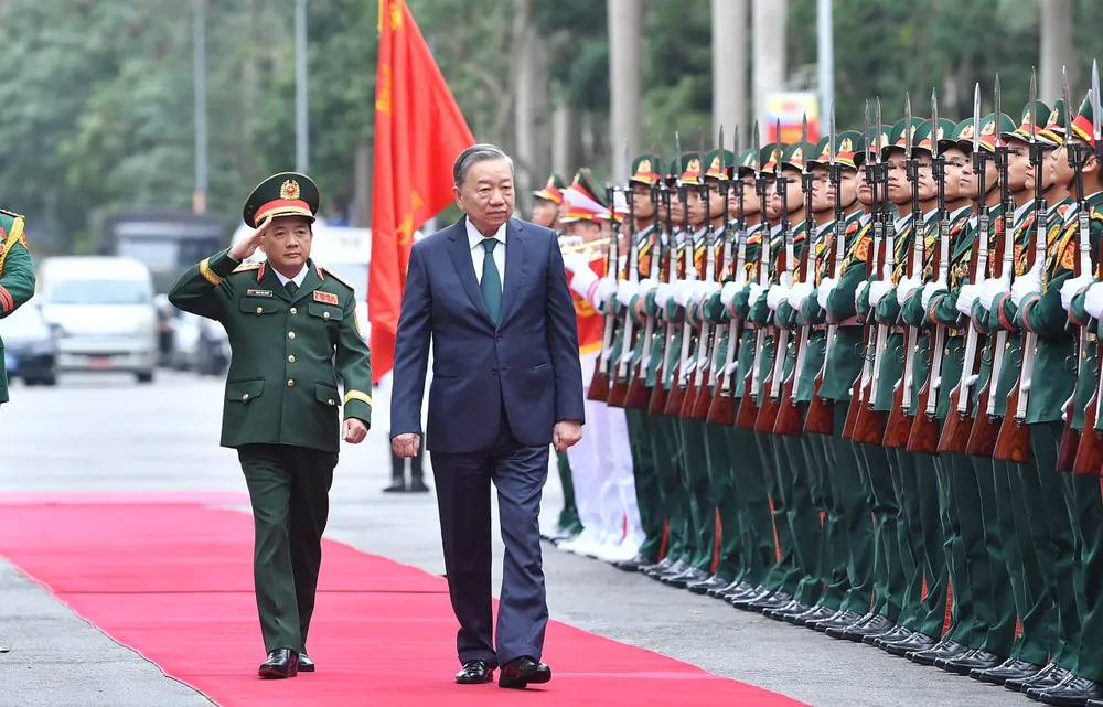 Anh Kỷ niemj 80 nam TCCT 1.jpg